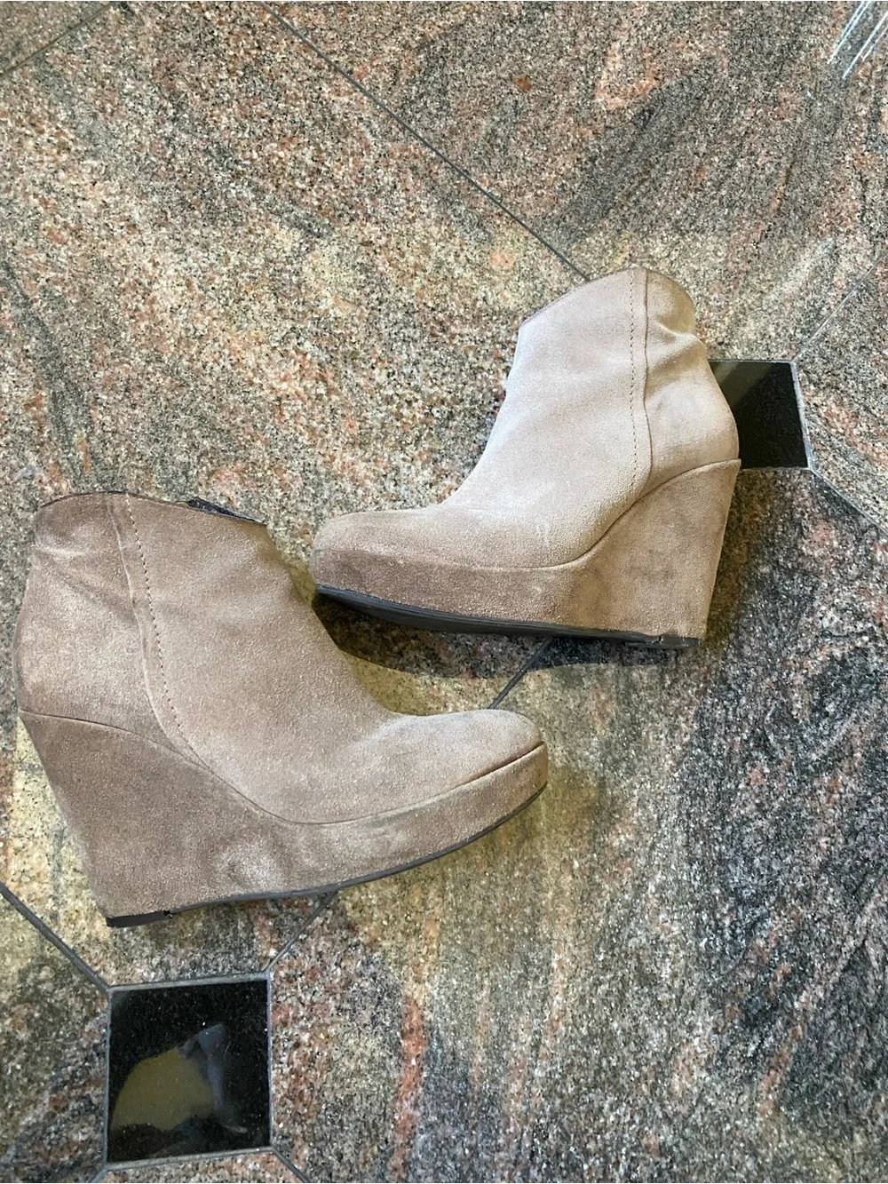 ALTERNATIVA Ankle boots, Grey, Size 7